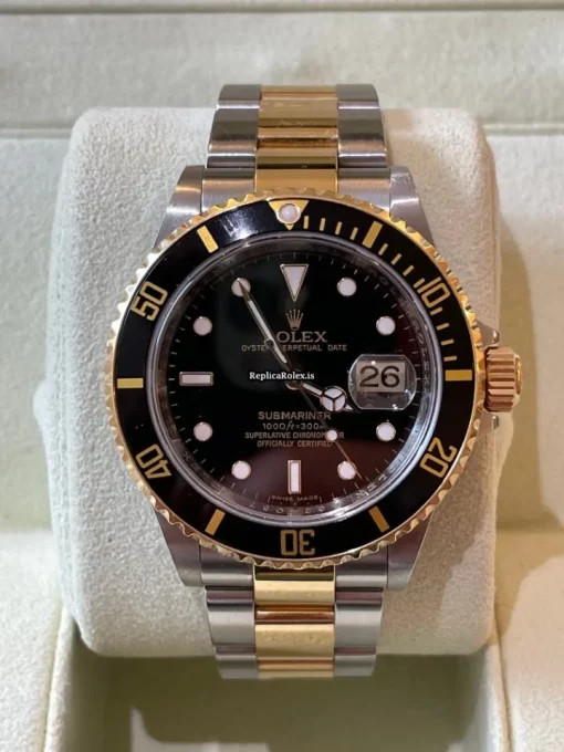 Inexpensive Replica Rolex Submariner Date 16613 Automatic Movement 40mm Gold/steel Case Mens/unisex Watch - Image 2