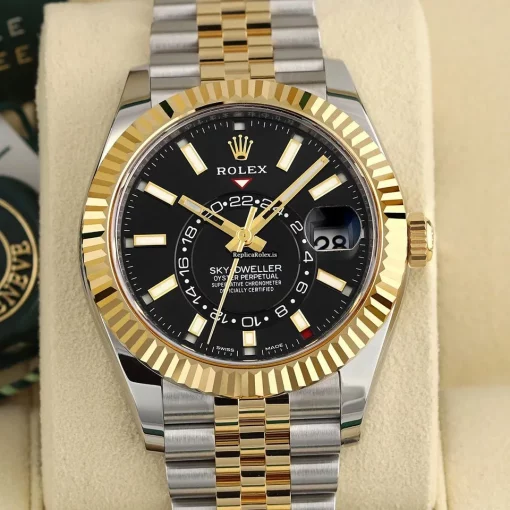 Well Made Fake Rolex Sky-dweller 326933 Automatic Movement 42mm Gold/steel Case Mens/unisex Watch - Image 9