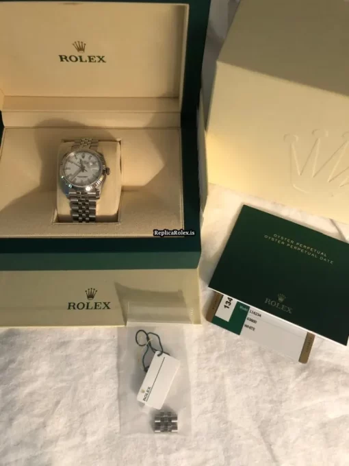 Nice Fake Rolex Datejust 116234 Caliber 3135 Automatic Movement 36mm Steel Case Watch
