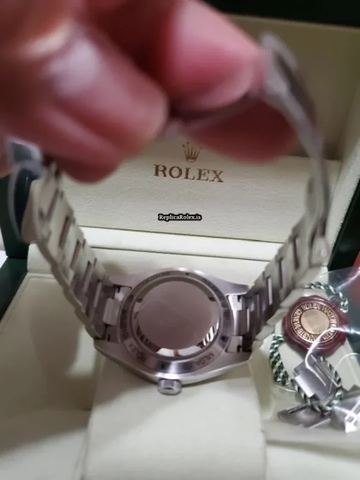 Superior Replica Rolex Milgauss 116400v Watch - Image 10