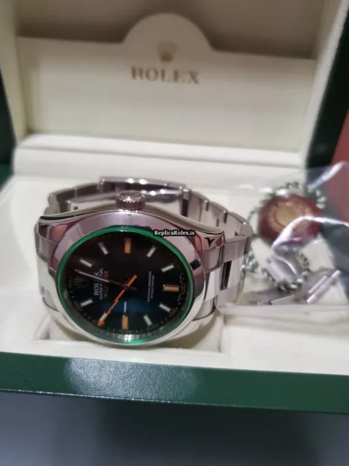 Superior Replica Rolex Milgauss 116400v Watch - Image 4
