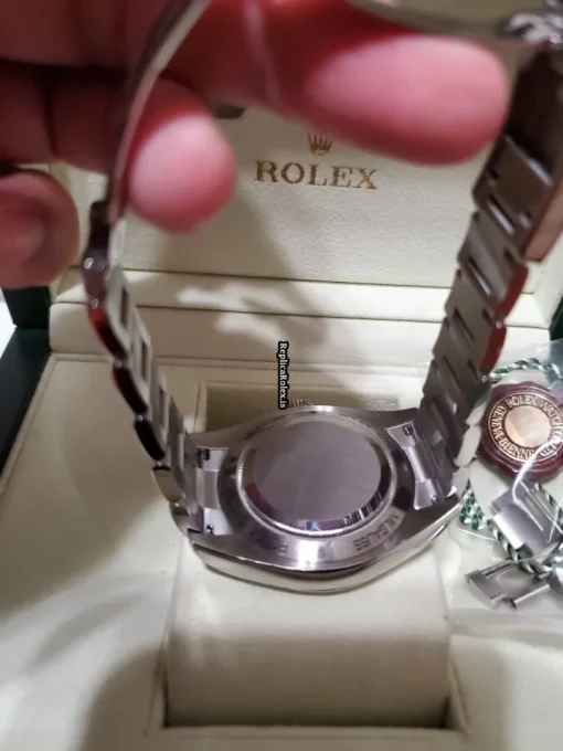 Superior Replica Rolex Milgauss 116400v Watch - Image 9