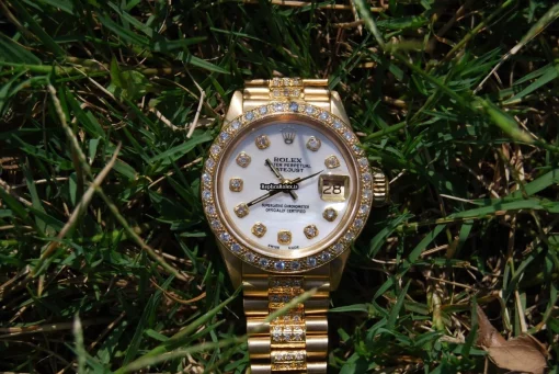 Incredible Copy Rolex Lady-datejust 6917 Caliber 2030 Automatic Movement 26mm Yellow Gold Case Womens Watch
