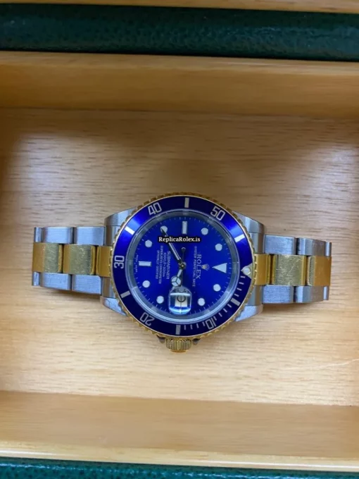 Incredible Replica Rolex Submariner Date 16613 Caliber 3135 Automatic Movement 40mm Gold/steel Case Mens/unisex Watch
