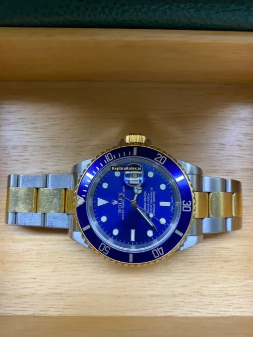Incredible Replica Rolex Submariner Date 16613 Caliber 3135 Automatic Movement 40mm Gold/steel Case Mens/unisex Watch - Image 2