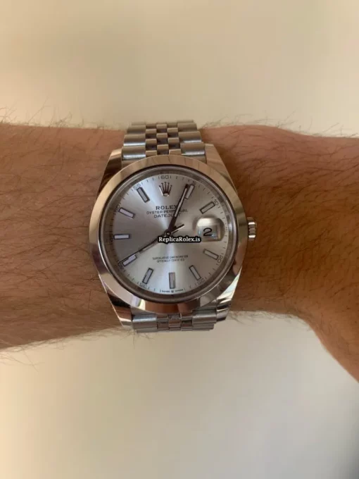 Beautiful Fake Rolex Datejust 126300 Caliber 3235 Automatic Movement 41x48mm Steel Case Mens/unisex Watch - Image 4