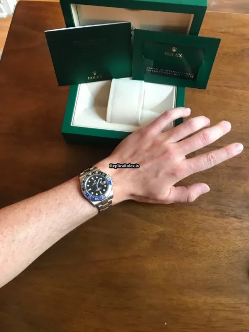 Quality Knockoff Rolex Gmt-master II 116710blnr Caliber 3186 Automatic Movement 40mm Steel Case Mens/unisex Watch - Image 2