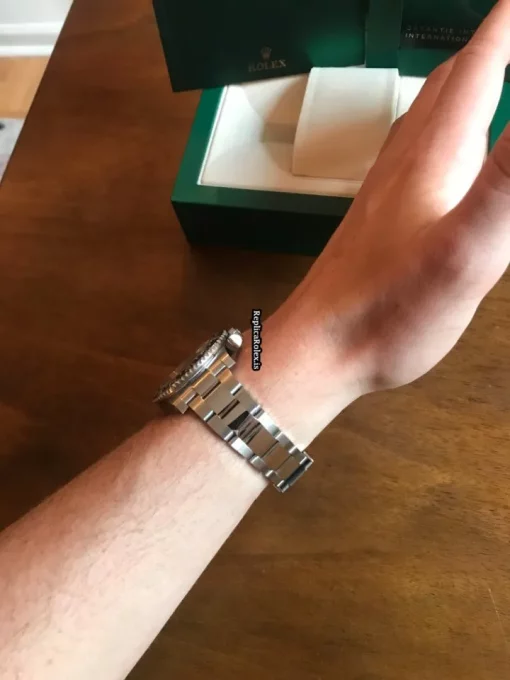 Quality Knockoff Rolex Gmt-master II 116710blnr Caliber 3186 Automatic Movement 40mm Steel Case Mens/unisex Watch - Image 5