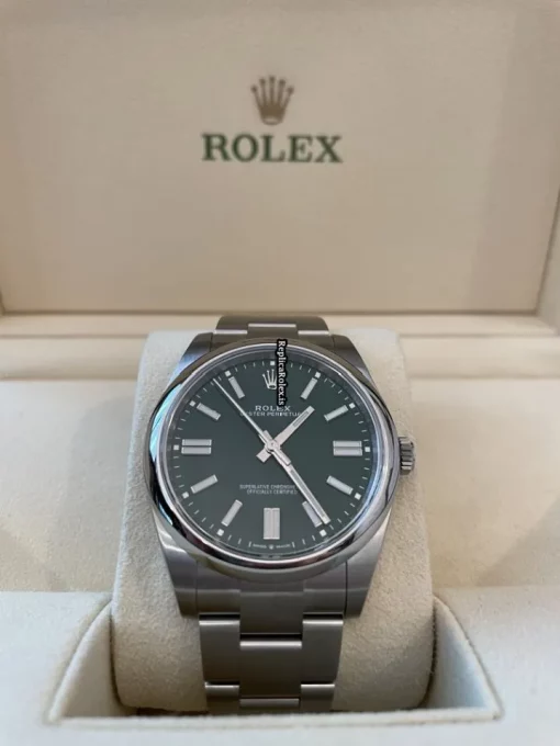 Luxury Replica Rolex Oyster Perpetual 124300 Caliber 3230 Automatic Movement 41mm Steel Case Mens/unisex Watch