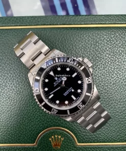 Luxury Replica Rolex Submariner (no Date) 14060 Caliber 3000 Automatic Movement 40mm Steel Case Mens/unisex Watch