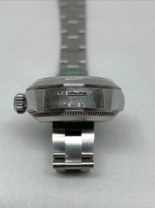 Incredible Replica Rolex Oyster Perpetual Lady Date 79160 Caliber 2235 Automatic Movement 26mm Steel Case Womens Watch - Image 3