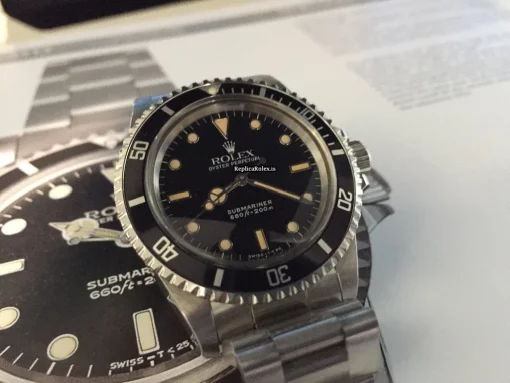 Unique Fakes Rolex Submariner (no Date) 5513 Caliber 1520 Automatic Movement 40mm Steel Case Mens/unisex Watch - Image 3