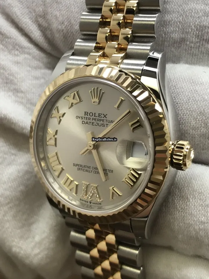 Swiss Replica Rolex Datejust 31 Caliber 2236 Automatic Movement 31mm Steel Case Watch - Image 2