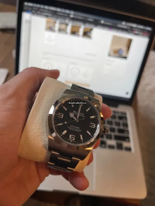 Lovely Replica Rolex Explorer 214270 Caliber 3132 Automatic Movement 39mm Steel Case Mens/unisex Watch - Image 9