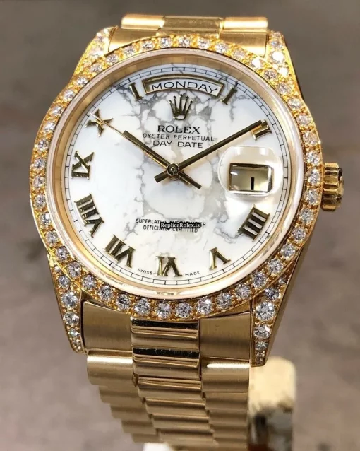Fabulous Replica Rolex Day-date 18338 Automatic Movement Mens/unisex Watch - Image 3