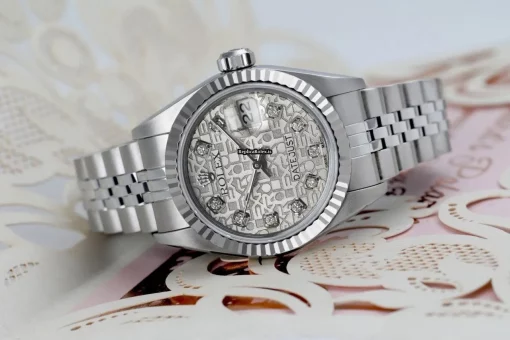 Trustworthy Replicas Rolex Oyster Perpetual Lady Date 69160 Automatic Movement 26mm Steel Case Womens Watch - Image 4