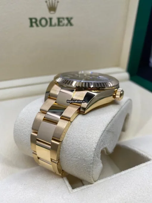 Fabulous Replica Rolex Sky-dweller 326938 Caliber 9001 Automatic Movement 42mm Yellow Gold Case Mens/unisex Watch - Image 3