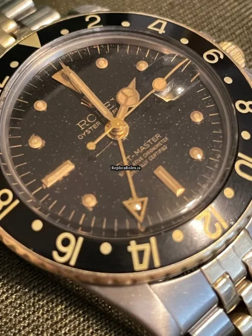 Perfect Replica Rolex Gmt-master 1675 Caliber 1570 Automatic Movement 40mm Steel Case Mens/unisex Watch - Image 3