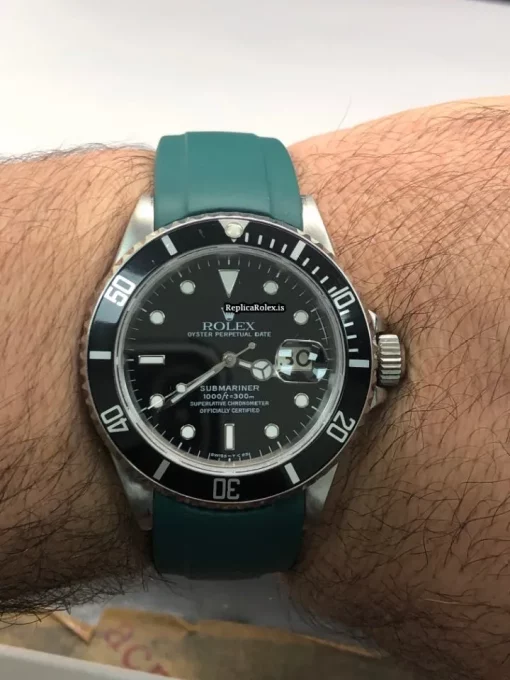 Exquisite Replica Rolex Submariner Date 16610 Caliber 3135 Automatic Movement 40mm Steel Case Mens/unisex Watch - Image 5