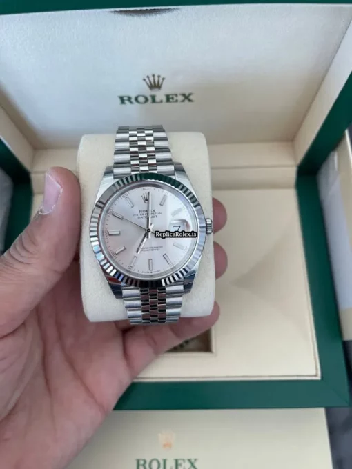 Good Replica Rolex Datejust 126334 Caliber 3235 Automatic Movement 41mm Steel Case Mens/unisex Watch - Image 4