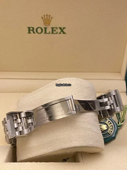 Fabulous Fake Rolex Gmt-master II 126710blro Caliber 3285 Automatic Movement 40mm Steel Case Mens/unisex Watch - Image 5