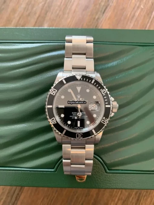 High Quality Replica Rolex Submariner Date 16610 Caliber 3135 Automatic Movement 40mm Steel Case Mens/unisex Watch - Image 3