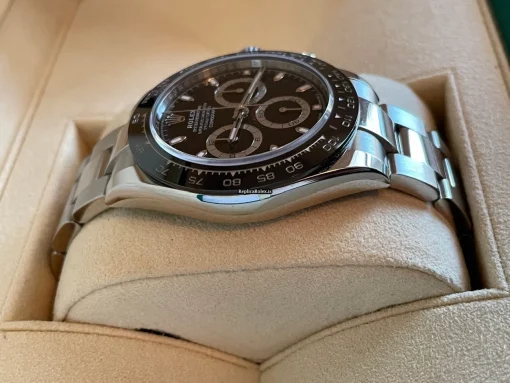 Well Made Fake Rolex Daytona 116500ln Caliber 4130 Automatic Movement 40mm Steel Case Mens/unisex Watch - Image 4