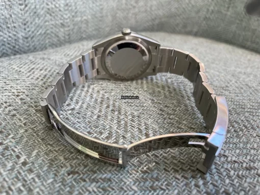 Fantastic Replica Rolex Oyster Perpetual 36 126000 Caliber 3230 Automatic Movement 36mm Steel Case Mens/unisex Watch - Image 3