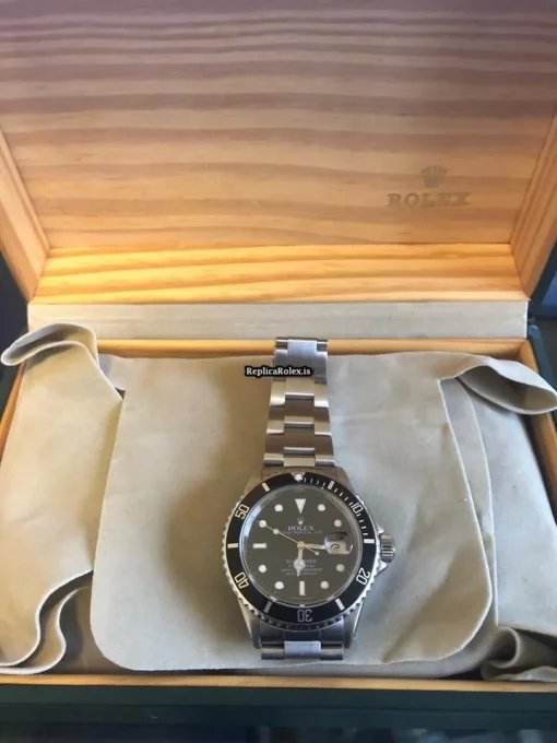 Neat Replica Rolex Submariner Date 16610 Caliber 3135 Automatic Movement 40mm Steel Case Mens/unisex Watch - Image 6