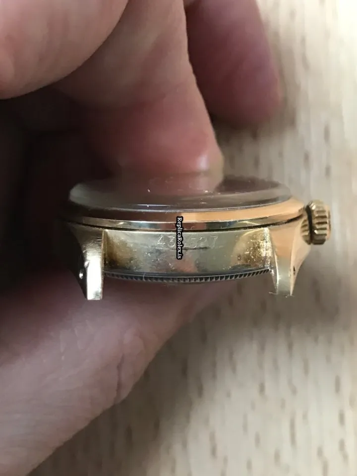 Inexpensive Clone Rolex Oyster Perpetual 6634 Automatic Movement 34mm Gold/steel Case Mens/unisex Watch - Image 4