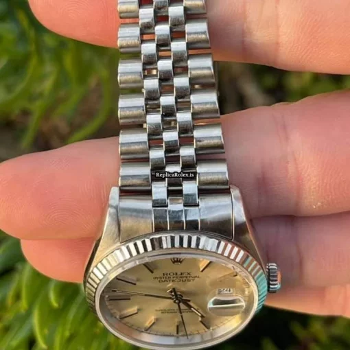 Distinctive Copies Rolex Datejust 16234 Caliber 3135 Automatic Movement 36mm Steel Case Mens/unisex Watch - Image 5