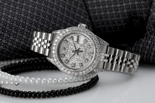 Reliable Replica Rolex Oyster Perpetual Lady Date 69160 Automatic Movement 26mm Steel Case Womens Watch - Image 4