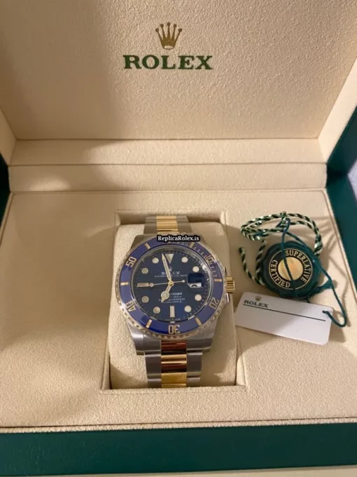 Fine Replica Rolex Submariner Date 16613 Caliber 3135 Automatic Movement 41mm Gold/steel Case Mens/unisex Watch