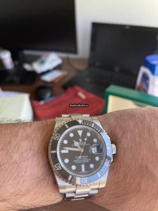 Superior Copy Rolex Submariner Date 116610ln Caliber 3135 Automatic Movement 40mm Steel Case Mens/unisex Watch - Image 6