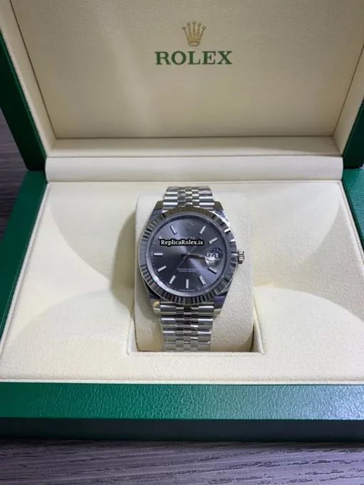 Awesome Fakes Rolex Datejust 126334 Caliber 3235 Automatic Movement 41mm Steel Case Mens/unisex Watch - Image 2