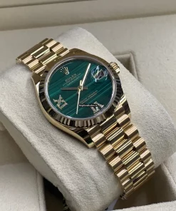 Superior Fakes Rolex Lady-datejust Caliber 2236 Automatic Movement 31mm Yellow Gold Case Womens Watch