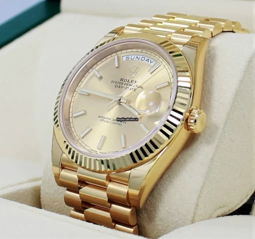 Neat Replica Rolex Day-date 40 228238 Automatic Movement 40mm Yellow Gold Case Mens/unisex Watch - Image 4