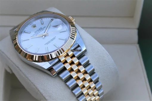 Good Replica Rolex Datejust 126333 Caliber 3235 Automatic Movement 41mm Gold/steel Case Mens/unisex Watch - Image 2