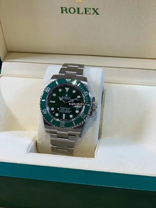 Swiss Clone Rolex Submariner Date 116610lv Caliber 3135 Automatic Movement 40mm Steel Case Mens/unisex Watch - Image 3