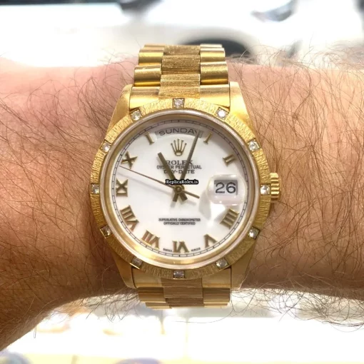 Epic Fakes Rolex Day-date 18308 Caliber 3055 Automatic Movement 36mm Yellow Gold Case Mens/unisex Watch