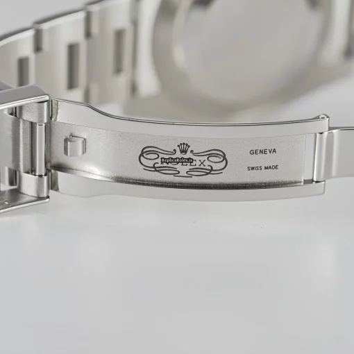 Nice Fake Rolex Submariner Date 116610ln Caliber 3135 Automatic Movement 40mm Steel Case Mens/unisex Watch - Image 14