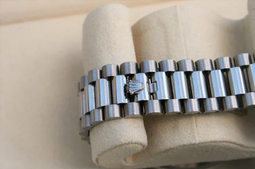 Lovely Replicas Rolex Day-date 40 228239 Caliber 3255 Automatic Movement 40mm White Gold Case Mens/unisex Watch - Image 4