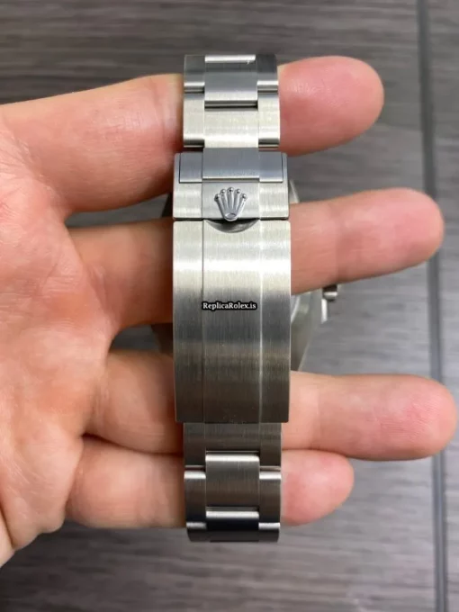 Perfect Fakes Rolex Submariner Date 126610lv Caliber 3235 Automatic Movement 40mm Steel Case Mens/unisex Watch - Image 5