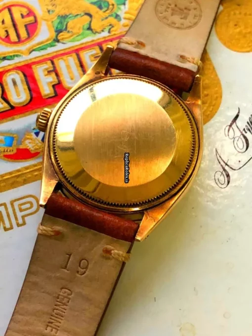 Distinctive Copy Rolex Oyster Perpetual 34 1005 Caliber 1560 Automatic Movement 34mm Yellow Gold Case Mens/unisex Watch - Image 4