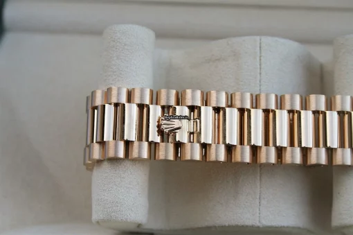 Amazing Copies Rolex Day-date 40 228238 Caliber 3255 Automatic Movement 40mm Yellow Gold Case Mens/unisex Watch - Image 4