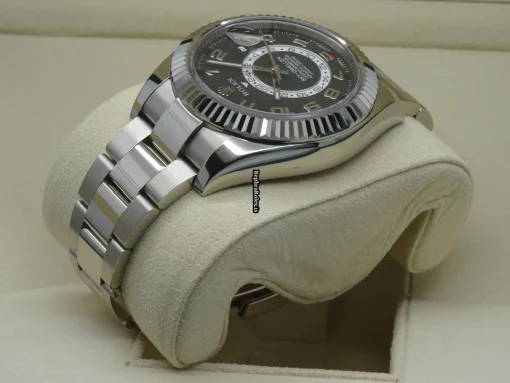 Exquisite Imitation Rolex Sky-dweller 326939 Caliber 9001 Automatic Movement 42mm White Gold Case Mens/unisex Watch - Image 6