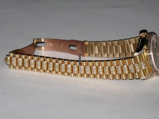Beautiful Fake Rolex Datejust Self Winding Automatic 26mm Yellow Gold Case Womens Watch - Image 5