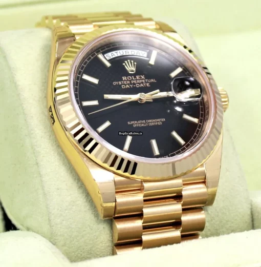 High Quality Copy Rolex Day-date 40 228238 Automatic Movement 40mm Yellow Gold Case Mens/unisex Watch