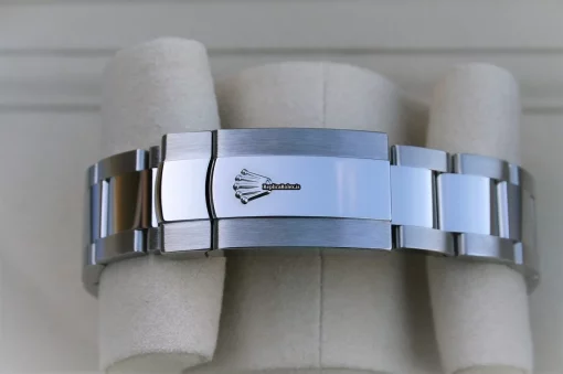 Beautiful Copies Rolex Datejust 126300 Caliber 3235 Automatic Movement 41mm Steel Case Mens/unisex Watch - Image 4