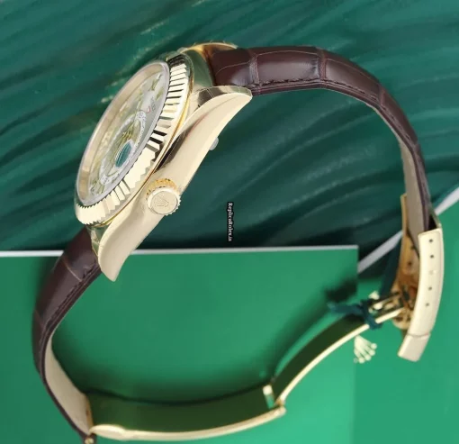 Attractive Fake Rolex Sky-dweller 326138 Caliber 9001 Automatic Movement 42mm Yellow Gold Case Mens/unisex Watch - Image 3